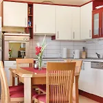 Four-bedroom In Dicmo