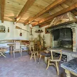 Four-bedroom In * Dicmo